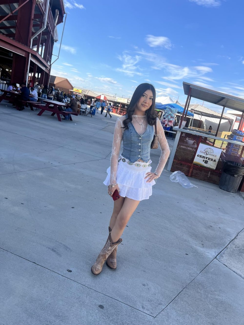 Lace Top Summer Outfit Ideas